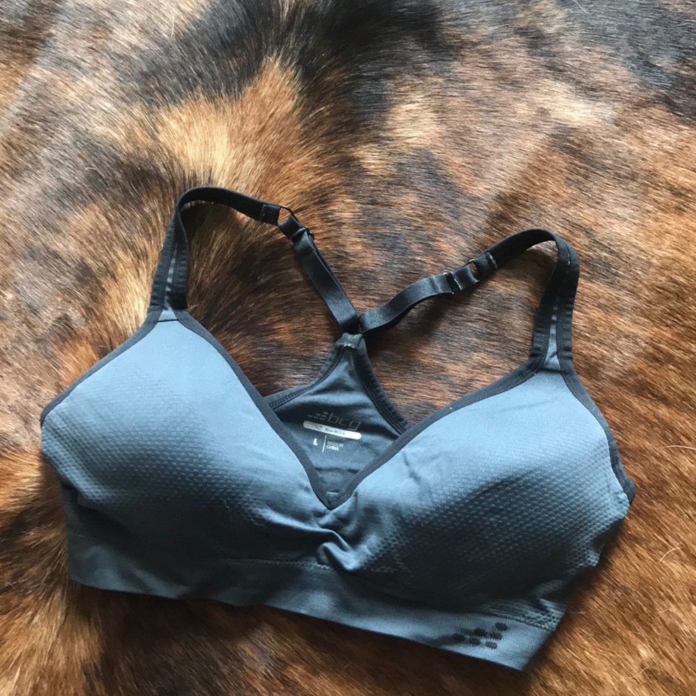 Sports bra